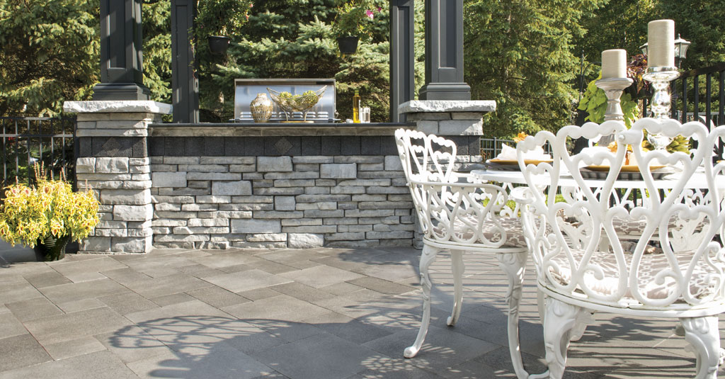 Patio Design Ideas: Using Concrete Pavers