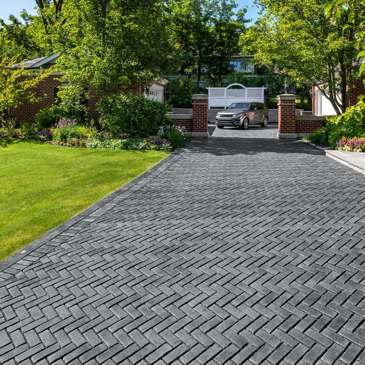 Interlocking Unilock Permeable Paver Driveway